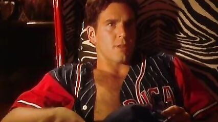 Порно фильм с переводом: Рай сексуальных фантазий