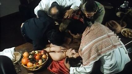 Эротические приключения Красной Шапочки с русским переводом