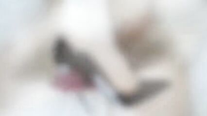 На лабутенах нах и в охуительных штанах