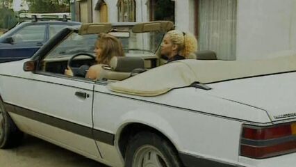 Мы лечим все! Анальная клиника, с русским переводом