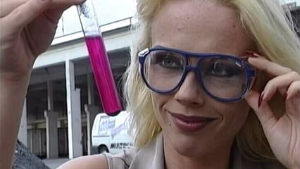 Порно фильмы: Начальница (Der Boss | La Boss) на русском