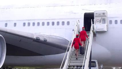 Стюардессы | The Flight Attendants [Marc Dorcel] с русским переводом