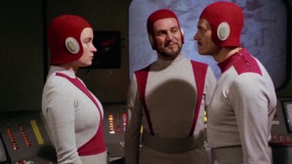 Зверь из космоса — эротическое кино, фантастика, треш